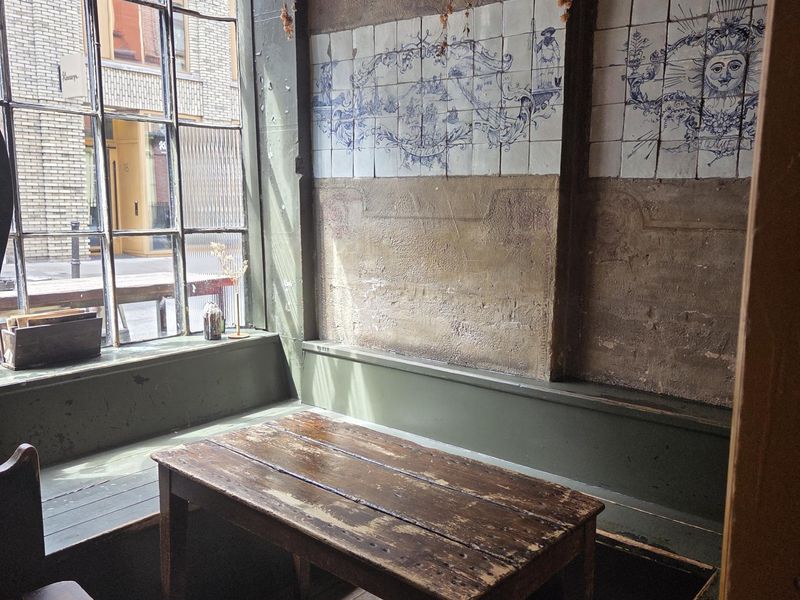 Holy Tavern London EC1M 20260814. (Pub, Bar). Published on 20-08-2026