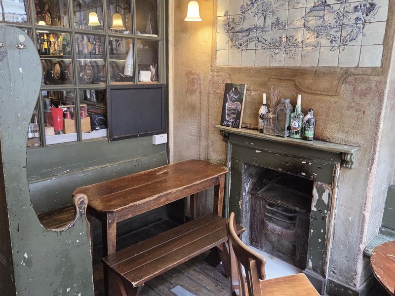 Holy Tavern London EC1M 20260814. (Pub, Bar). Published on 20-08-2026