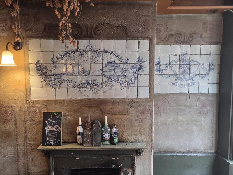 Holy Tavern London EC1M 20260814. (Pub, Bar). Published on 20-08-2026