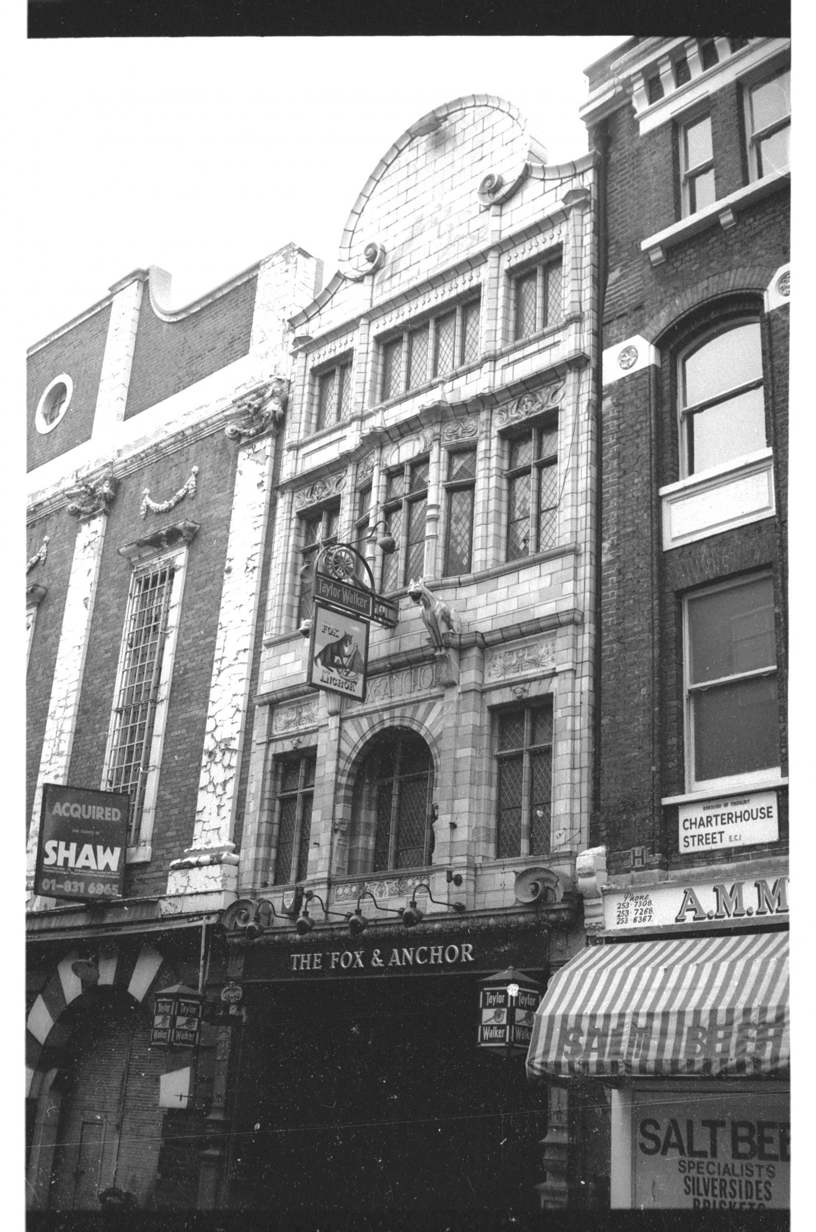 Fox & Anchor London EC1 taken July 1985.. (Pub, External). Published on 07-02-2019