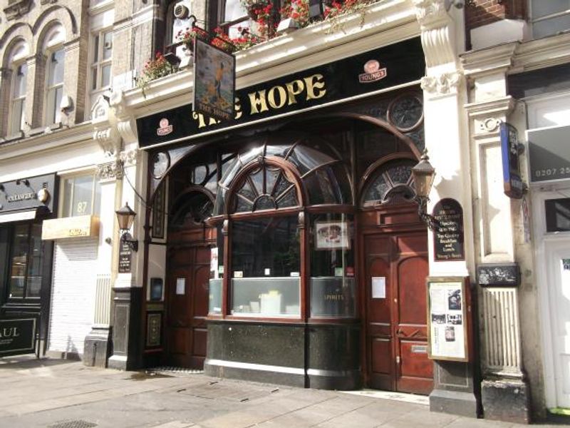 Hope London EC1 taken May 2014. (Pub, External). Published on 20-05-2014