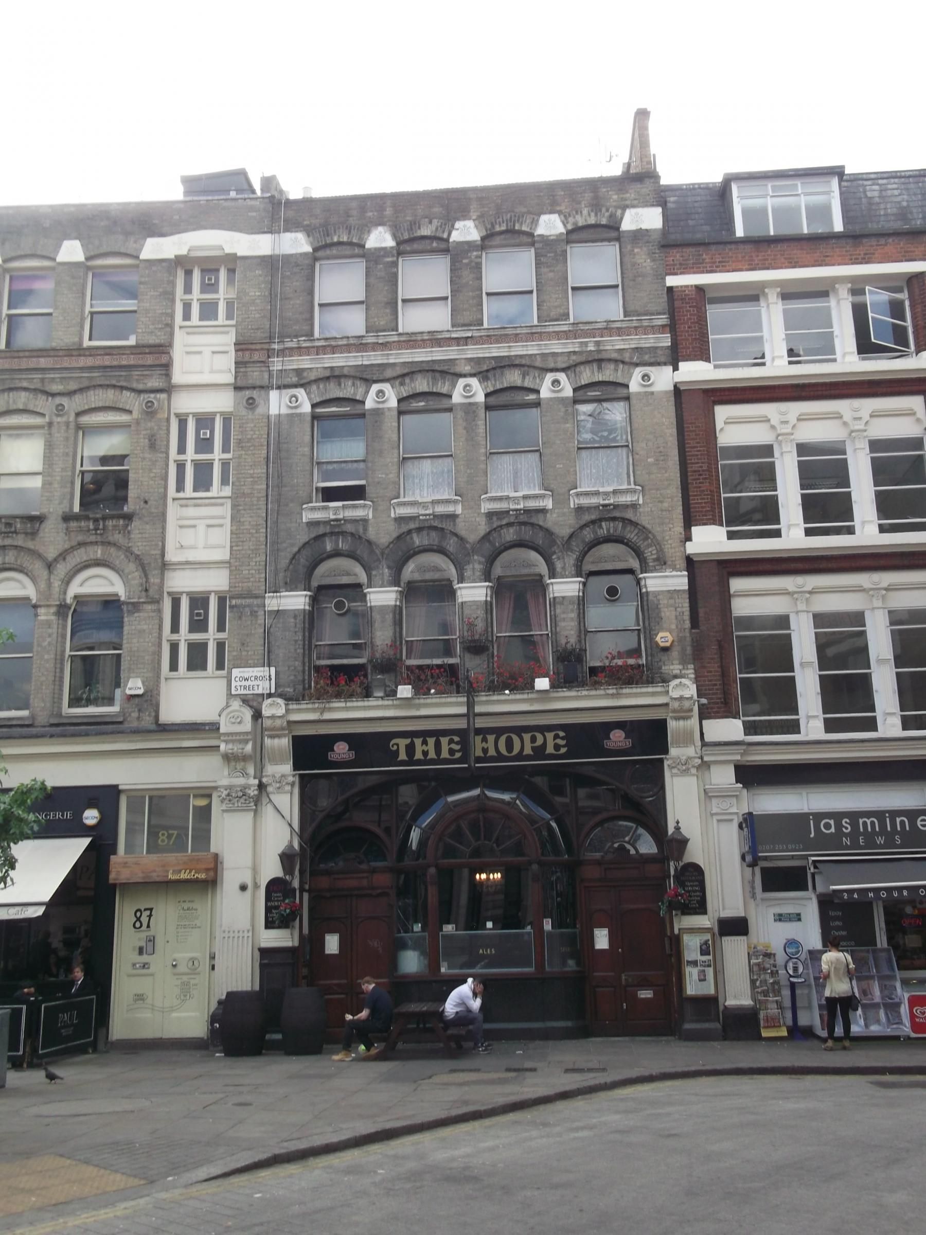 Hope London EC1 taken Aug 2016. (Pub). Published on 10-02-2017