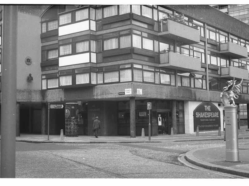 Shakespeare Goswell Road London EC1 taken in 1985.. (Pub, External). Published on 07-02-2019 