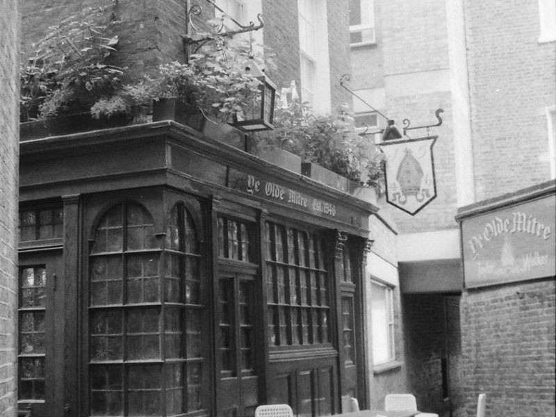 Ye Olde Mitre London EC1 taken 10 Dec 1988.. (Pub, External). Published on 13-04-2019