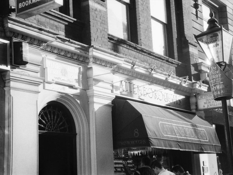 Ye Olde Mitre London EC1 taken 10 Dec 1988.. (Pub, External). Published on 07-02-2019