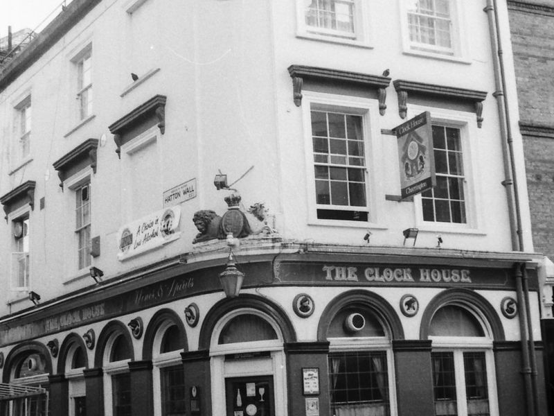 Clock House London EC1 taken 10 Dec 1988.. (Pub, External). Published on 07-02-2019