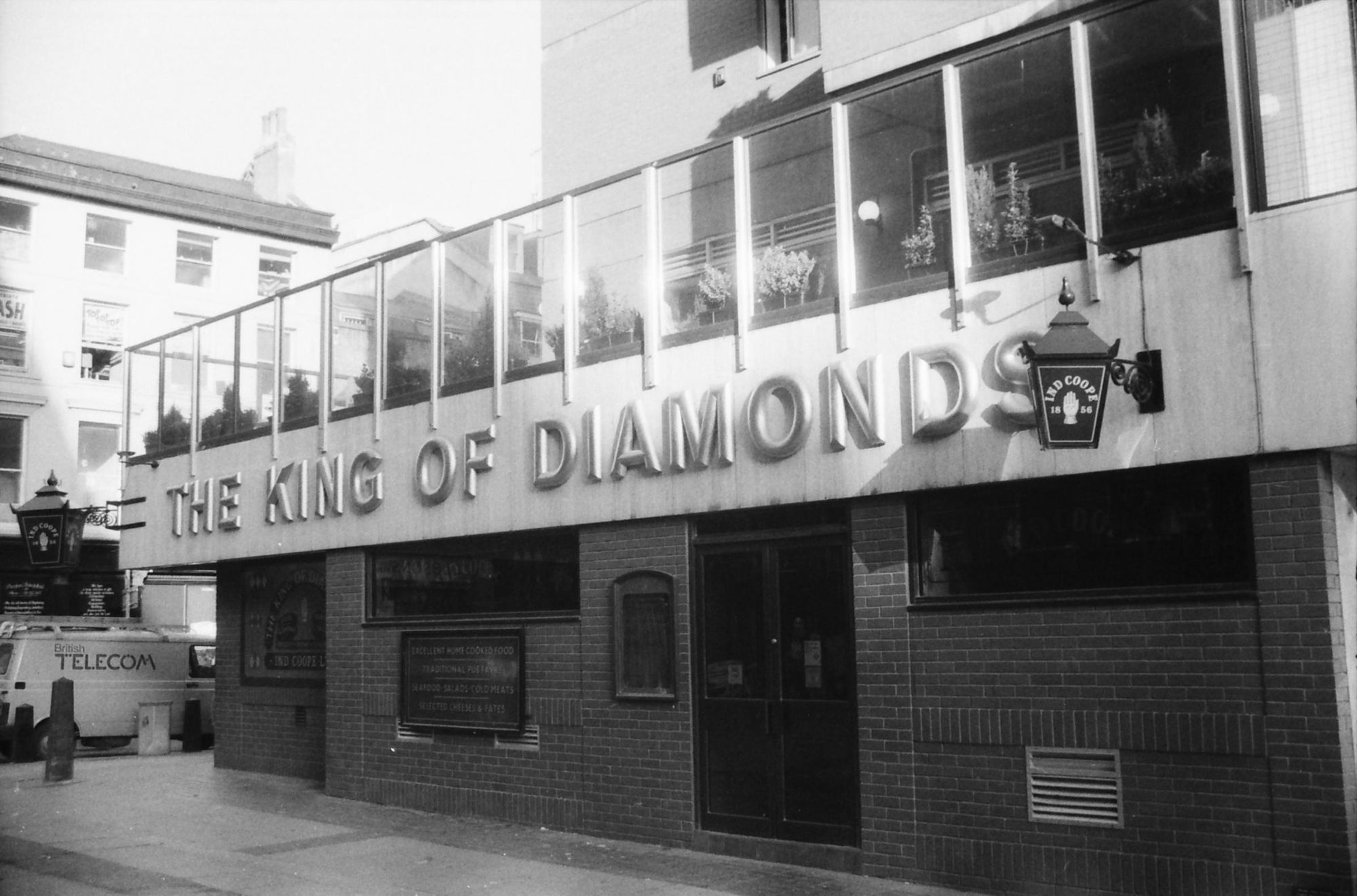 King of Diamonds London EC1 taken 10 Dec 1988.. (Pub, External). Published on 07-02-2019