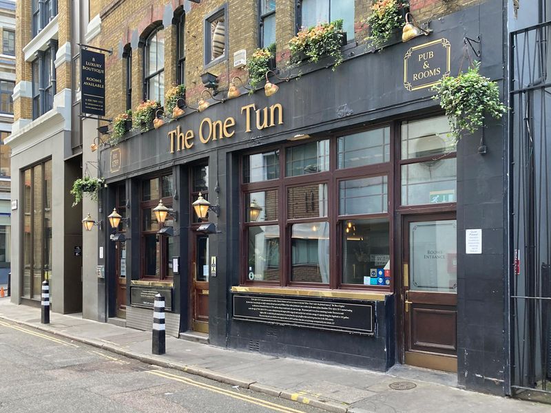 One Tun London EC1N 20260412. (Pub, External, Key). Published on 28-04-2026