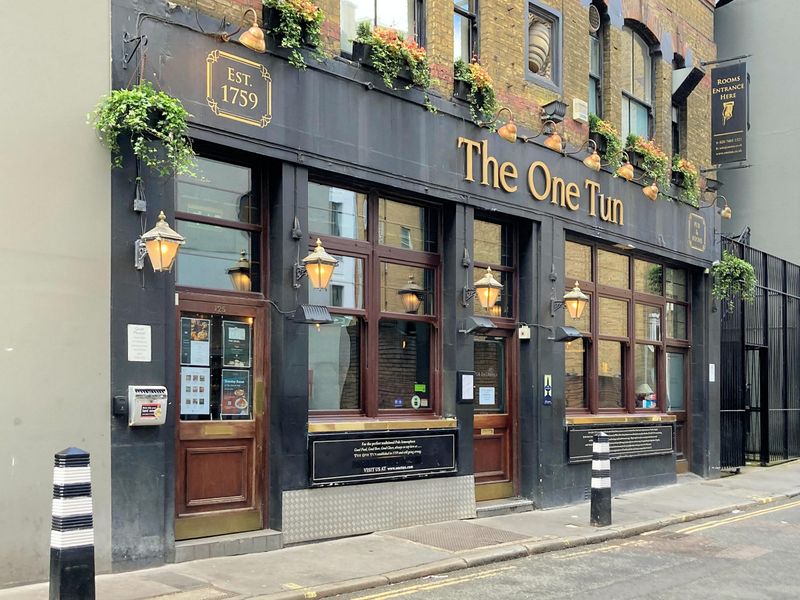 One Tun London EC1N 20260412. (Pub, External). Published on 28-04-2026 