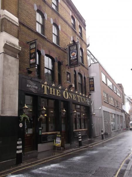 One Tun London EC1 taken May 2014. (Pub, External). Published on 19-05-2014