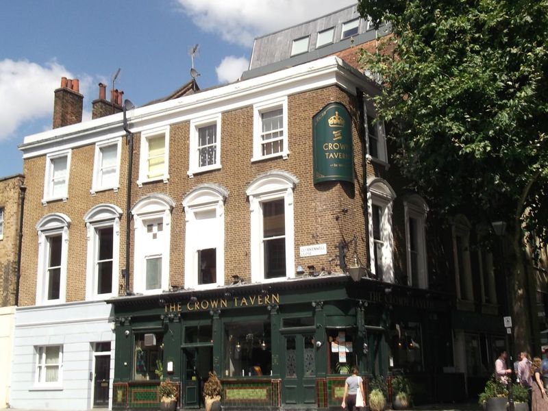 CrownTavern London EC1R -20260805. (Pub, External, Key). Published on 19-08-2026
