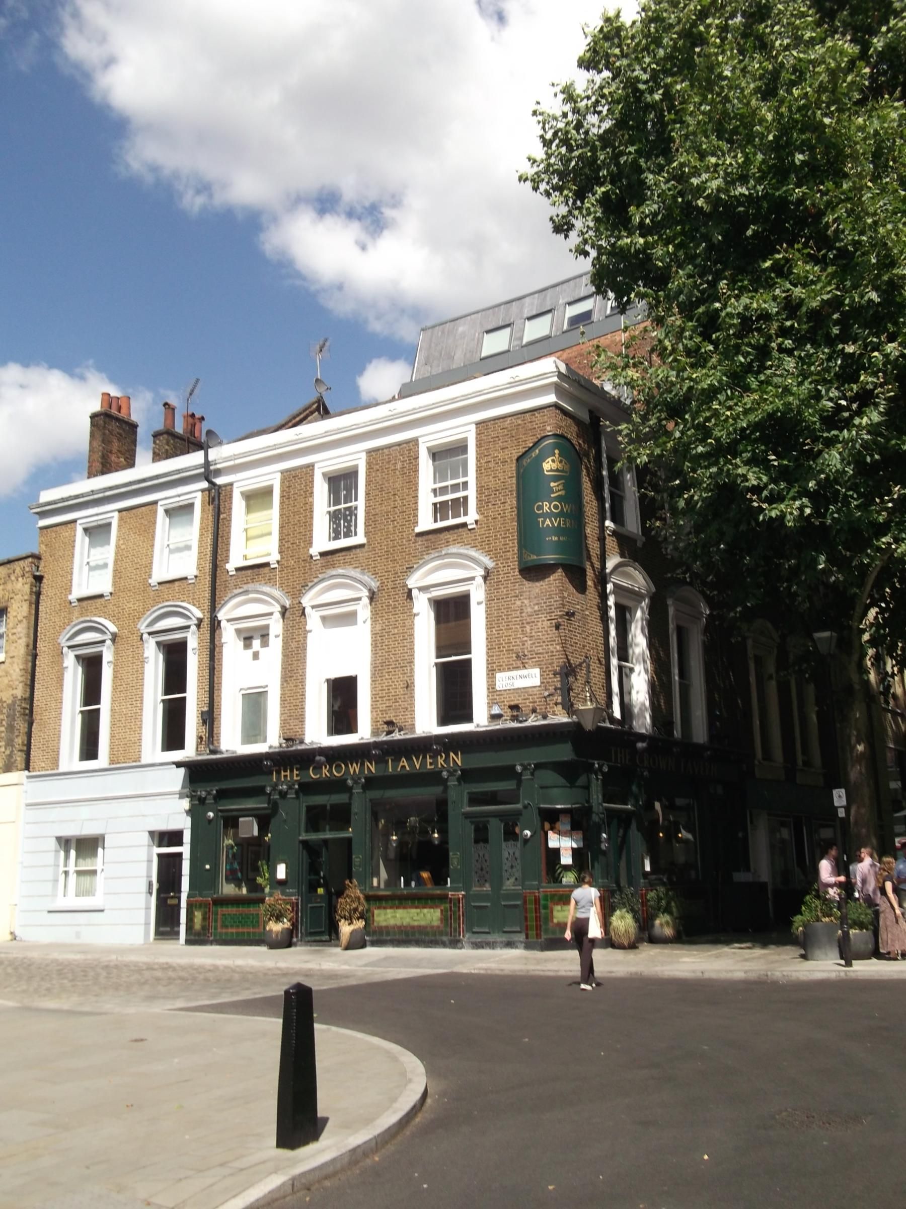 CrownTavern London EC1R -20260805. (Pub, External, Key). Published on 19-08-2026