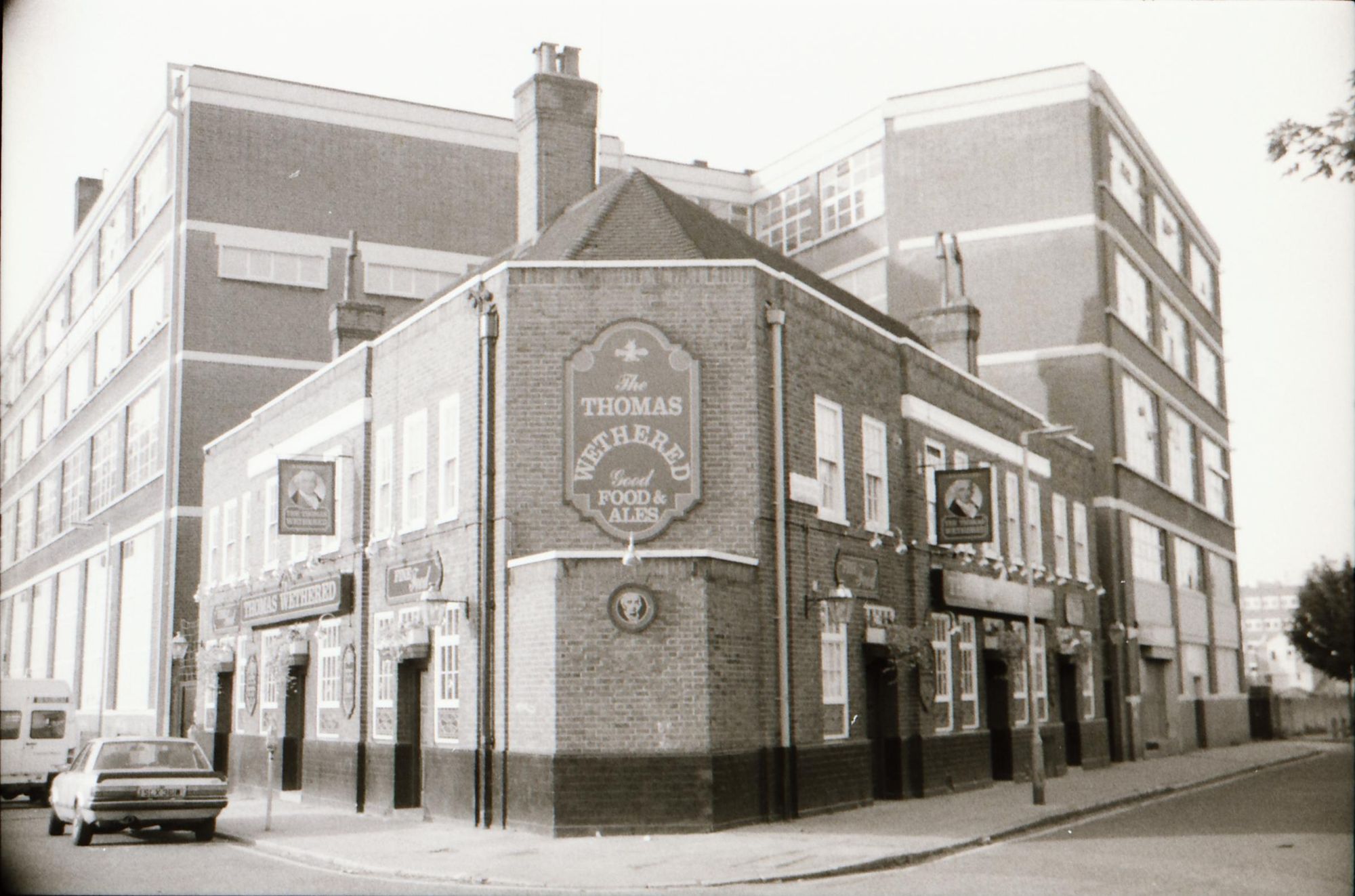 Thomas Wethered London EC1 taken Feb 1989.. (Pub, External). Published on 07-02-2019