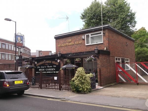 Shakesears Head Arlington Way London EC1 taken Aug 2015. (Pub, External). Published on 13-08-2015
