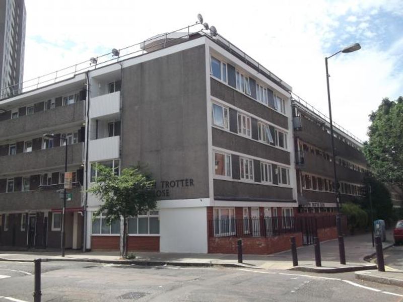 Royal Mail London EC1 taken Aug 2015. (Pub, External). Published on 13-08-2015