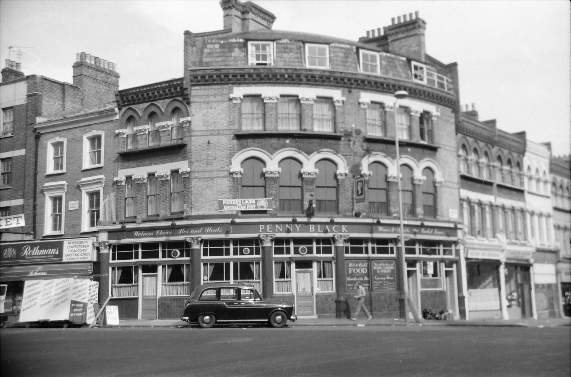 Penny Black London EC1 taken Aug 1986.. (Pub, External). Published on 07-02-2019