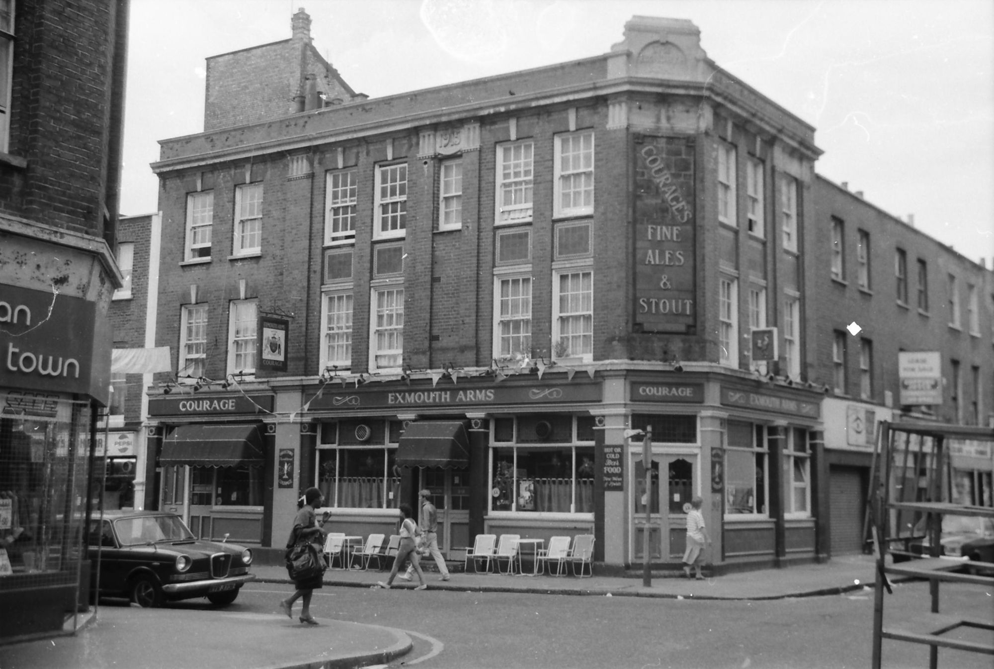 Exmouth Arms London EC1 taken in Aug 1986.. (Pub, External). Published on 07-02-2019