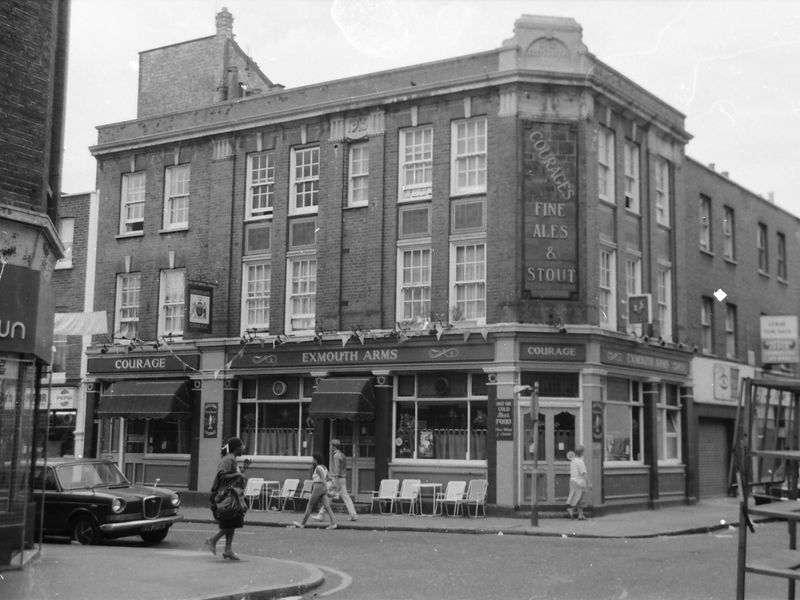 Exmouth Arms London EC1 taken in Aug 1986.. (Pub, External). Published on 07-02-2019