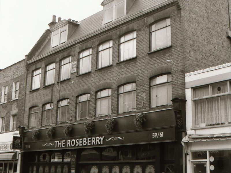 Roseberry London EC1 taken between Aug 1989.. (Pub, External, Key). Published on 07-02-2019