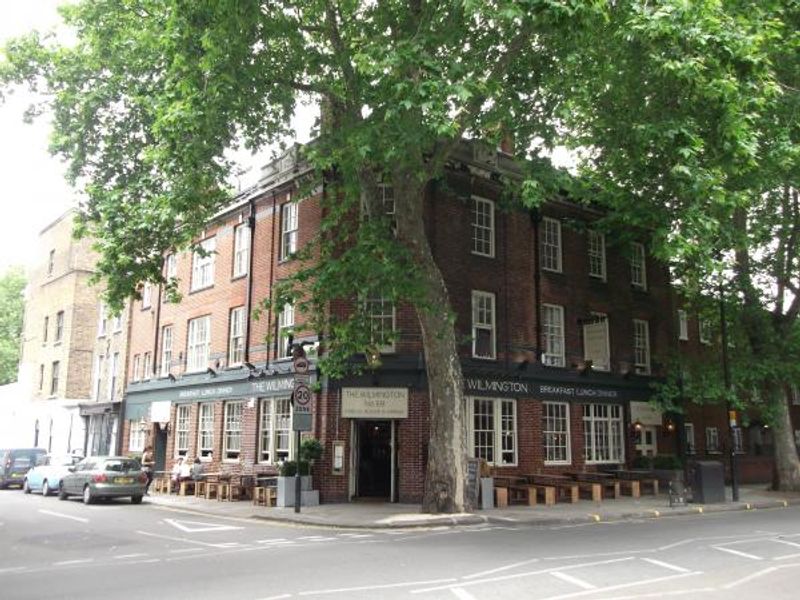 Wilmington London EC1 taken June 2014. (Pub, External, Key). Published on 09-08-2014