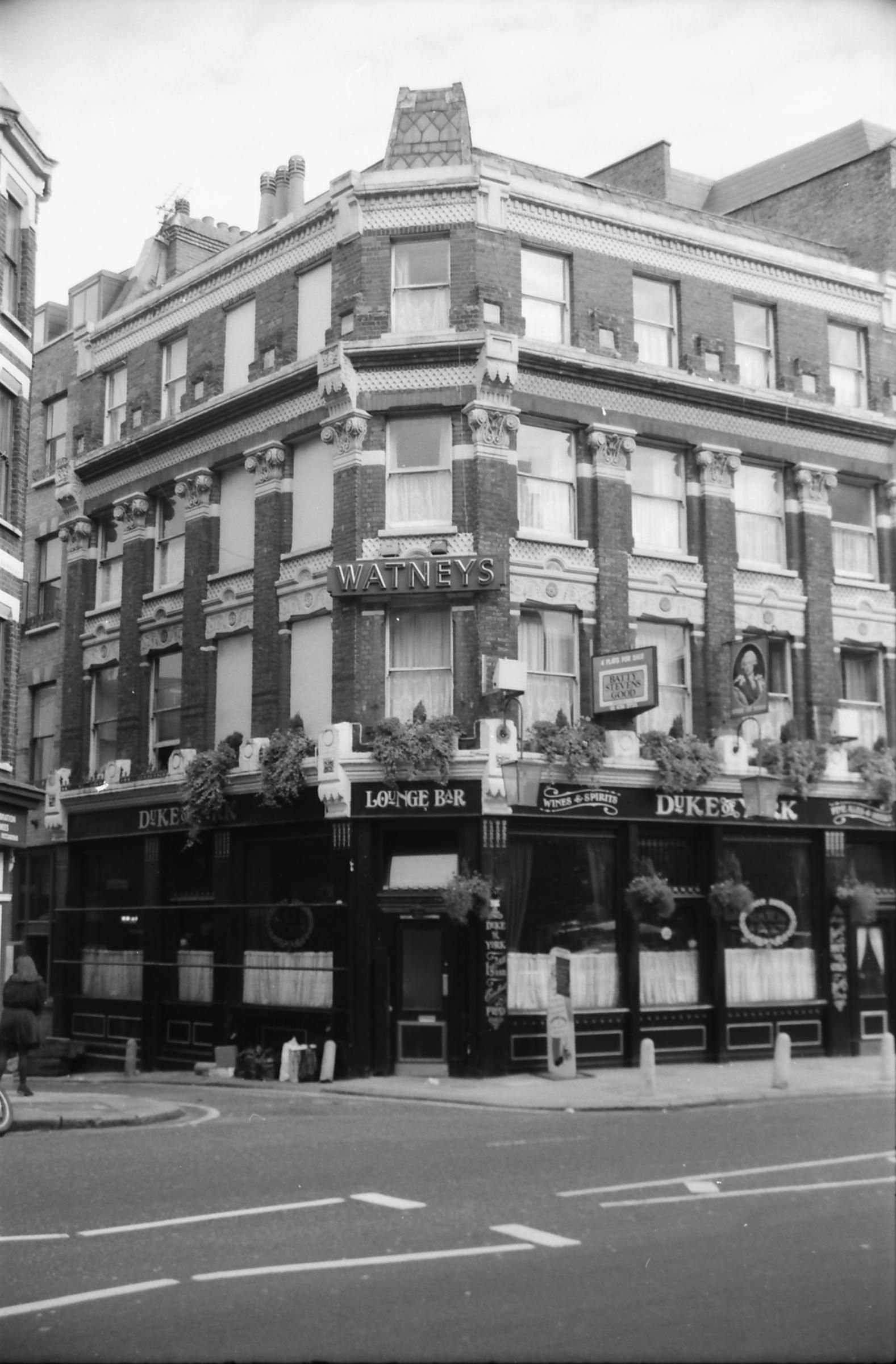 Duke of York London EC1 taken in Oct 1988.. (Pub, External). Published on 07-02-2019