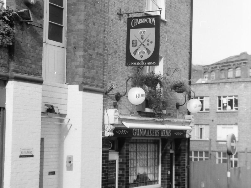 Gunmakers Arms London EC1 Taken Oct 1988.. (Pub, External). Published on 07-02-2019 