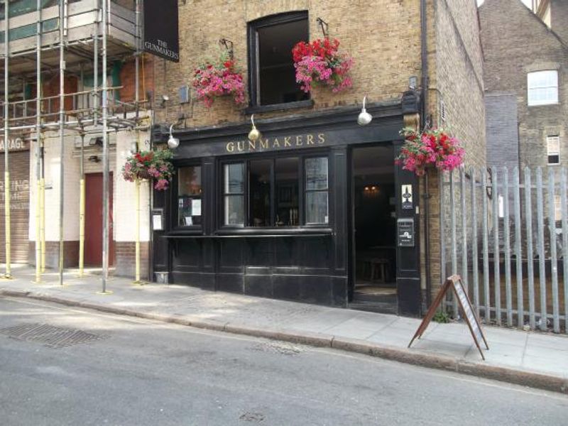 Gunmakers London EC1 taken July 2013. (Pub, External). Published on 04-12-2013 