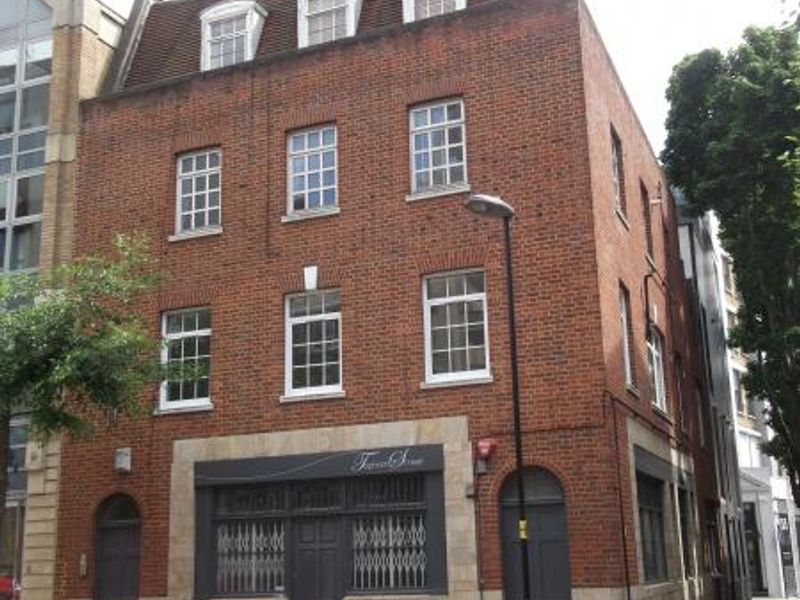 Horseshoe & Magpie London EC1 taken Aug 2015. (Pub, External). Published on 13-08-2015