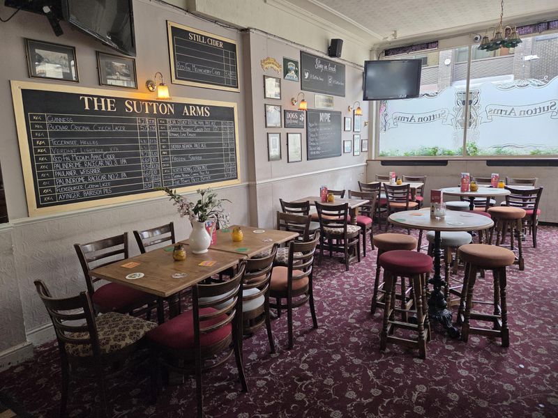 Sutton Arms London EC1V 20260814. (Pub, Bar). Published on 20-08-2026