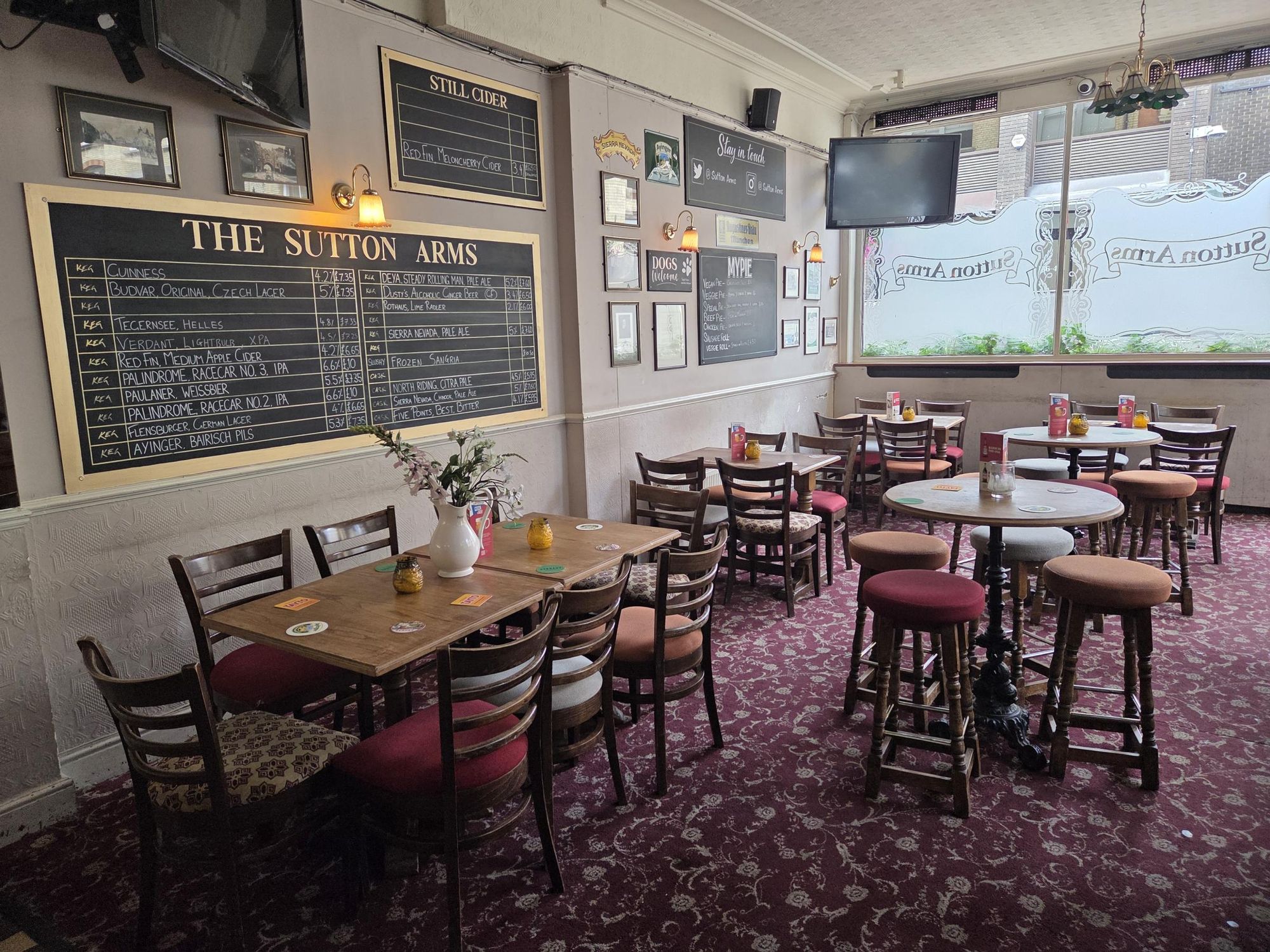 Sutton Arms London EC1V 20260814. (Pub, Bar). Published on 20-08-2026