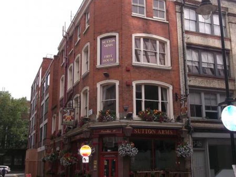 Sutton Arms Gt Sutton St London EC1 taken August 2015. (Pub, External). Published on 14-08-2015