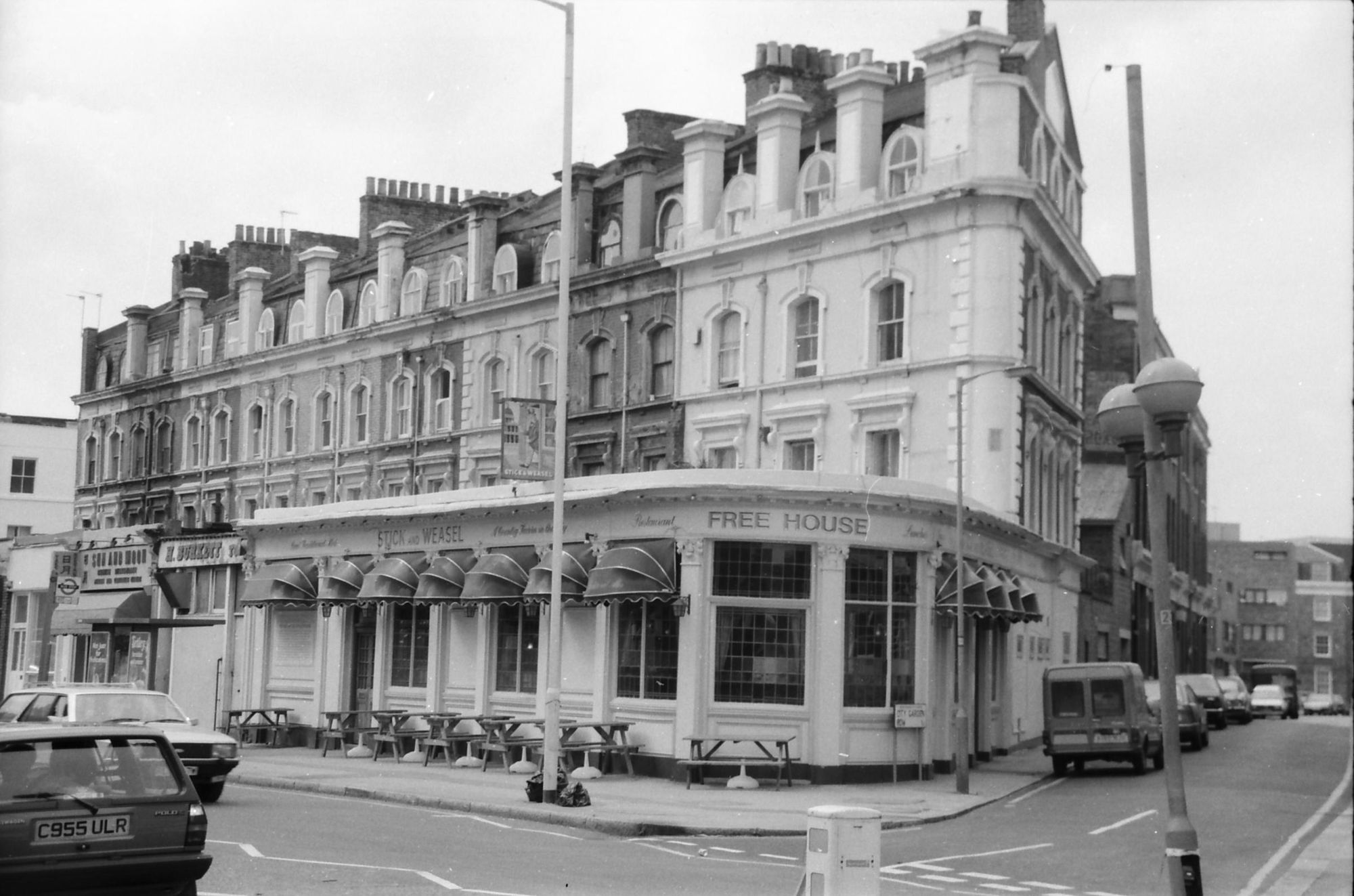 Stick & Weasel London EC1 taken Aug 1986.. (External, Key). Published on 07-02-2019
