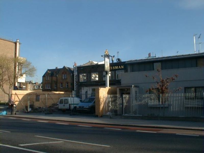 Sportsman London EC1 taken in 2005. (Pub, External). Published on 17-11-2014