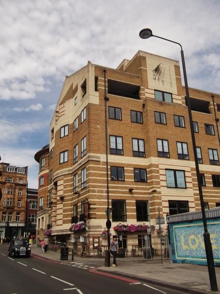 Brewhouse & Kitchen London EC1 taken Aug 2015. (Pub, External). Published on 13-08-2015