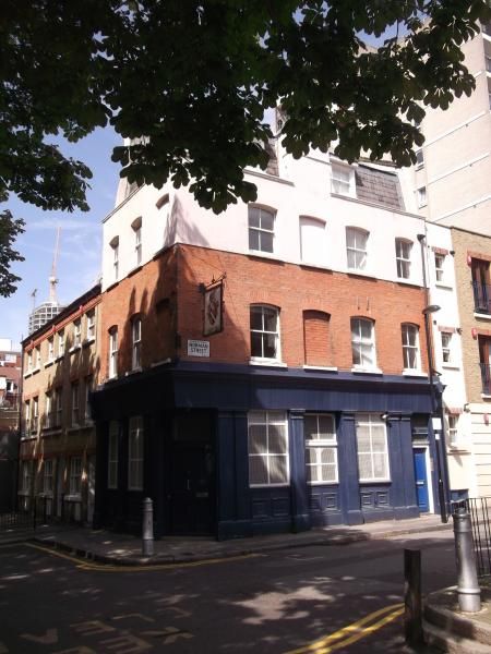 Langdon Arms London EC1 taken Aug 2015. (Pub, External). Published on 13-08-2015