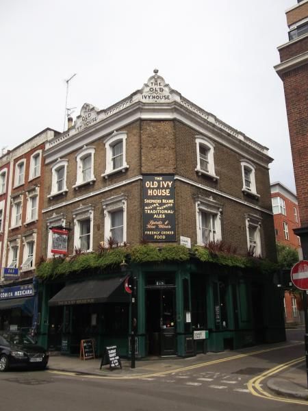 Old Ivy House London EC1 taken Aug 2015. (Pub, External). Published on 13-08-2015