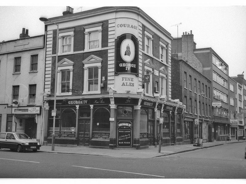George IV London EC1 taken in July 1985.. (Pub, External). Published on 07-02-2019 