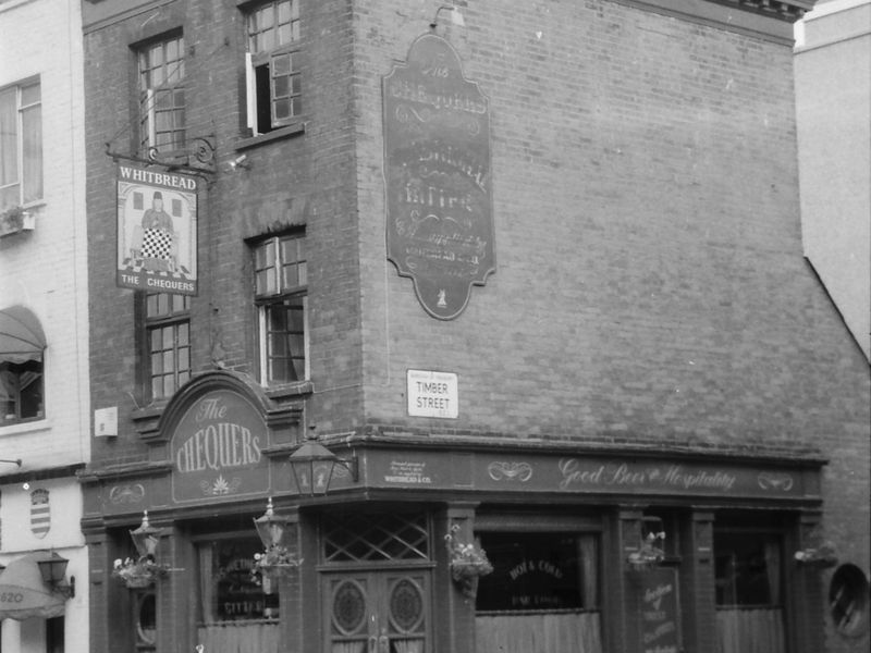 Chequers London EC1 taken in 1986.. (Pub, External). Published on 07-02-2019 