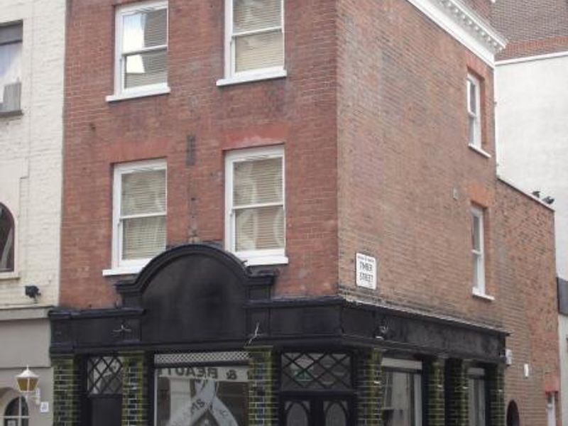 Chequers London EC1 taken Sept 2007. (Pub, External). Published on 25-11-2013 