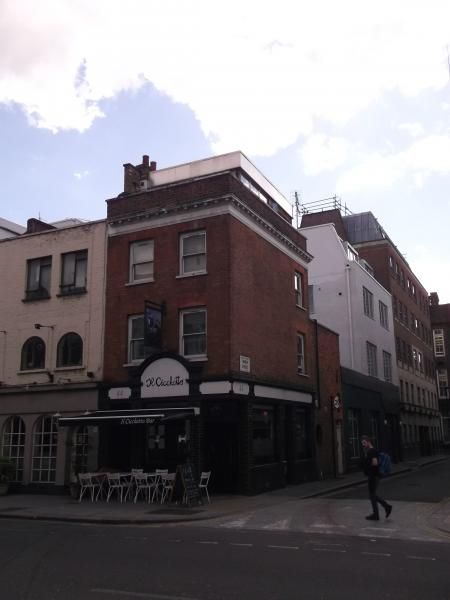 Chequers London EC1 taken May 2014. (Pub, External). Published on 20-05-2014