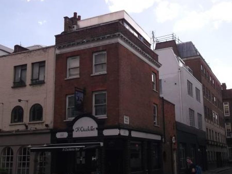 Chequers London EC1 taken May 2014. (Pub, External). Published on 20-05-2014 