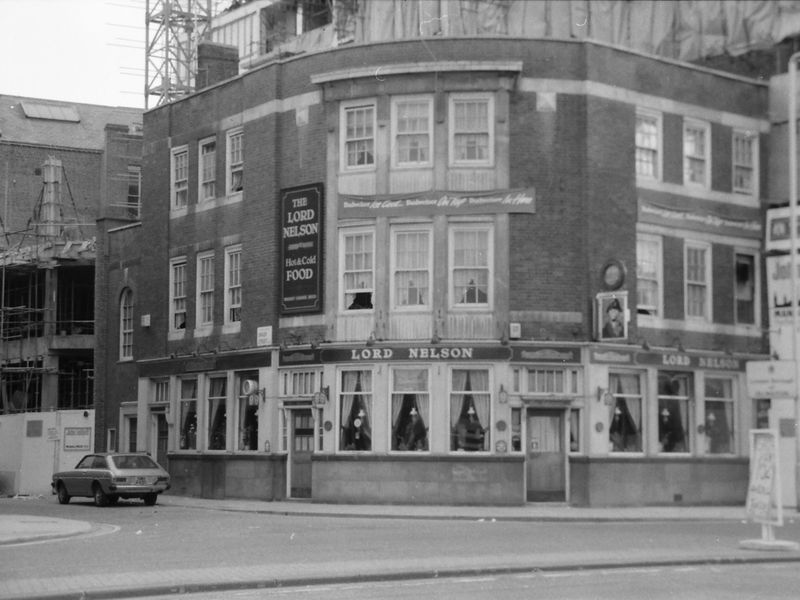 Lord Nelson London Old Street EC1 taken in 1986. (Pub, External). Published on 07-02-2019