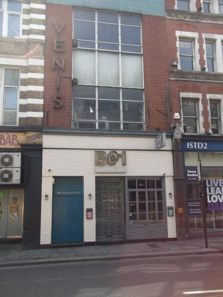 Legion-Be at One London EC1 taken August 2015. (Pub, External). Published on 14-08-2015
