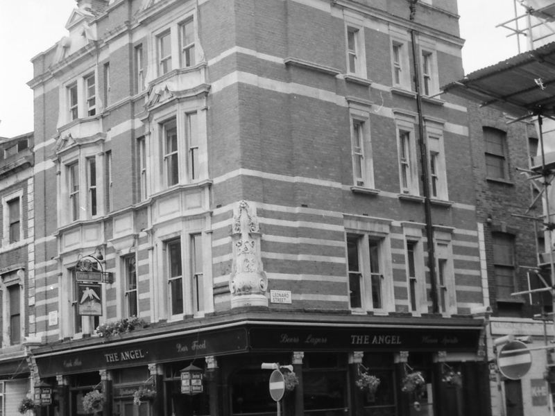 Angel London EC1 taken in 1986.. (Pub, External). Published on 07-02-2019