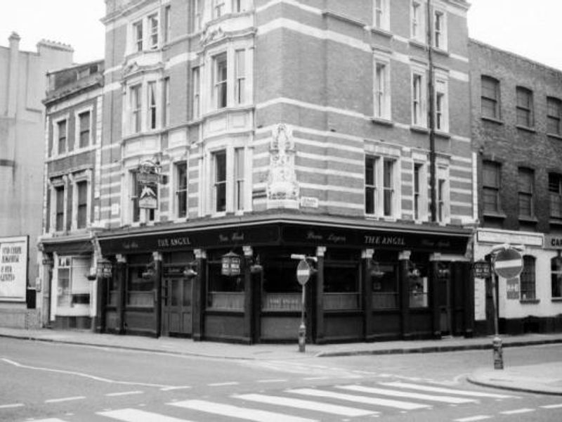 Angel London EC1 taken in 1985.. (Pub). Published on 24-06-2016
