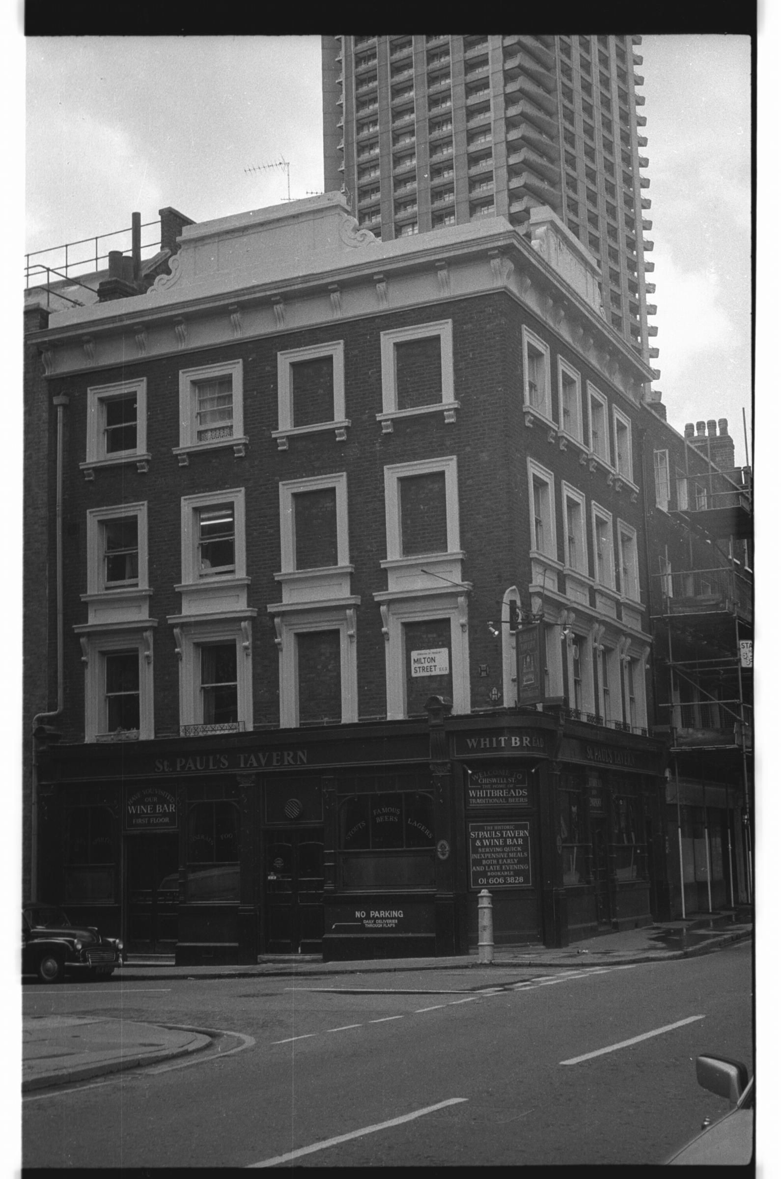 EC1 St Pauls Tavern London EC1 taken in 1985.. (Pub, External). Published on 07-02-2019