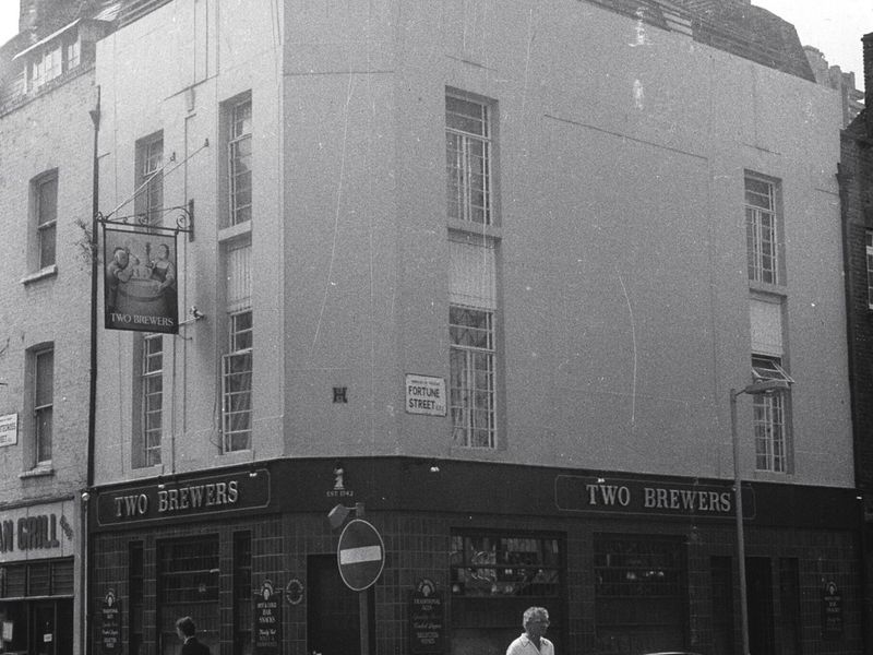 Two Brewers London EC1 taken in 1985.. (Pub, External). Published on 07-02-2019