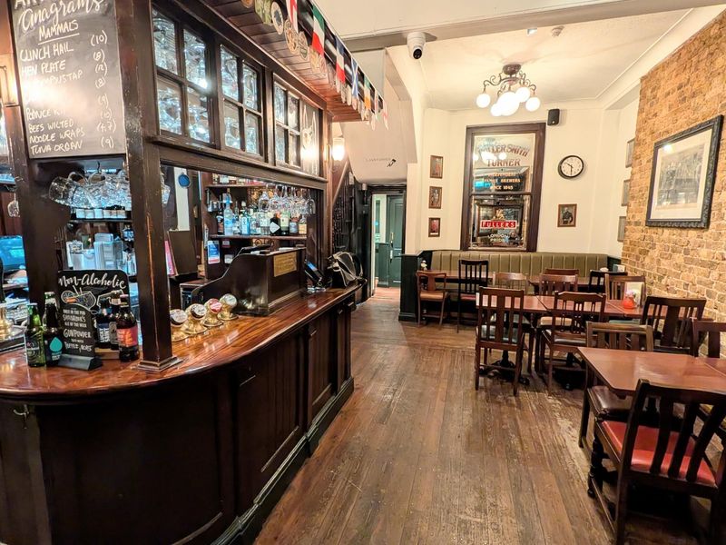 Artillery Arms London EC1Y 20260601 . (Pub, Bar). Published on 08-06-2026 