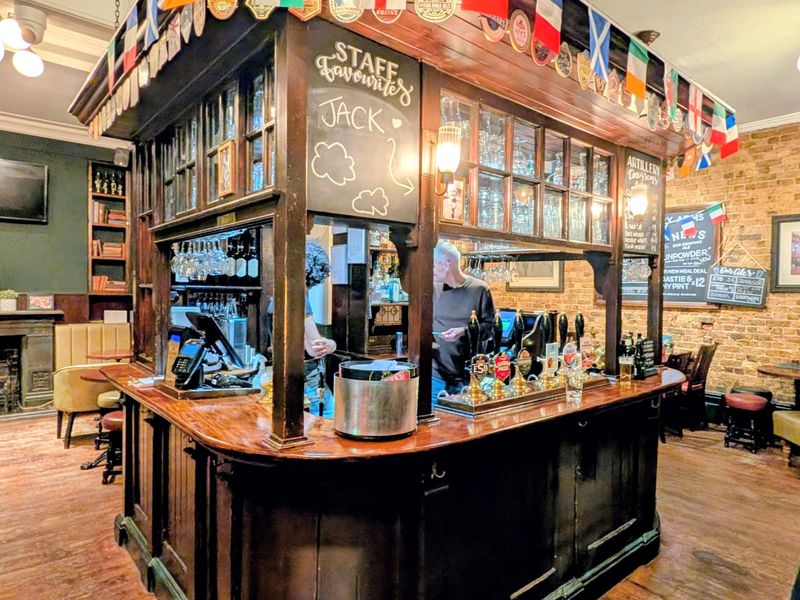Artillery Arms London EC1Y 20260601 . (Pub, Bar). Published on 08-06-2026 