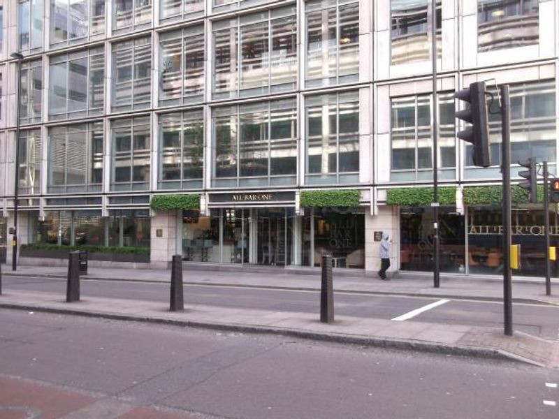 All Bar One Finsbury Pavement London EC2 taken May 2014. (Pub, External, Key). Published on 20-05-2014